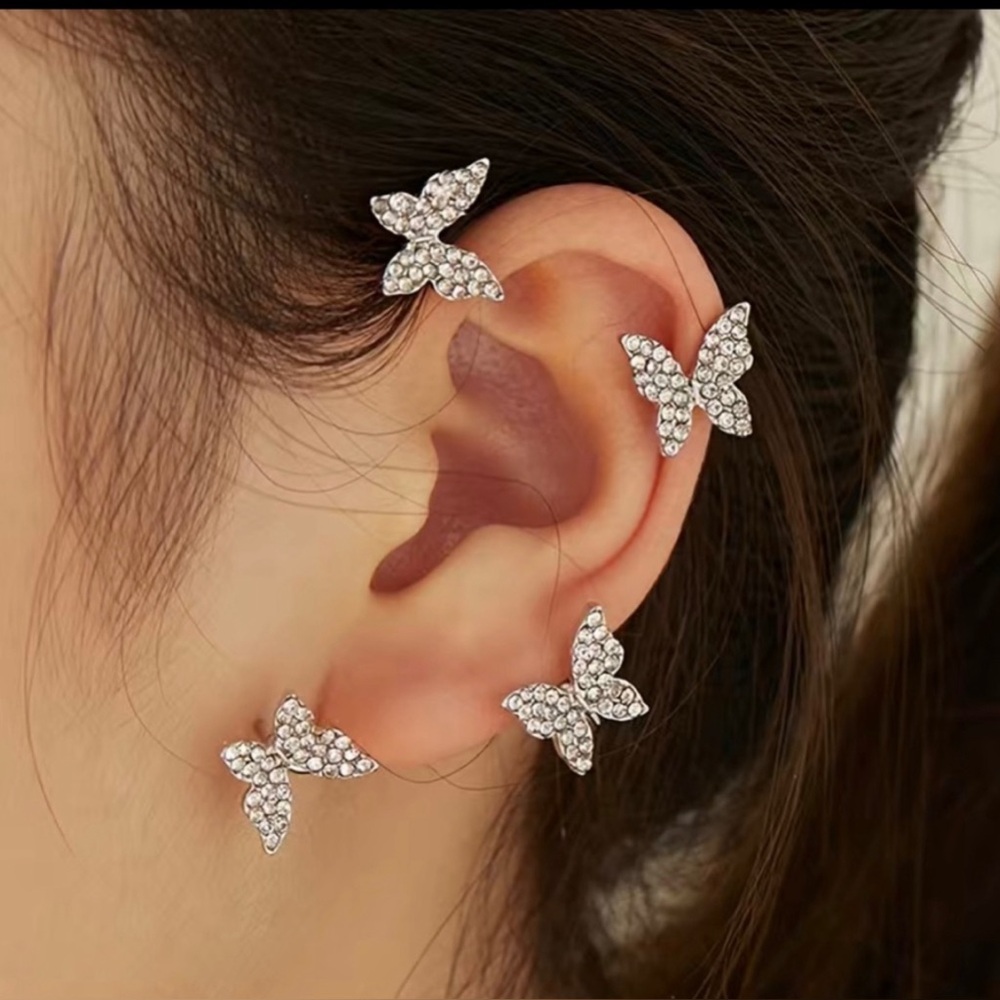 Ear Clip Butterfly Sparkle Gold For Right Ear Non Pierced One Piece